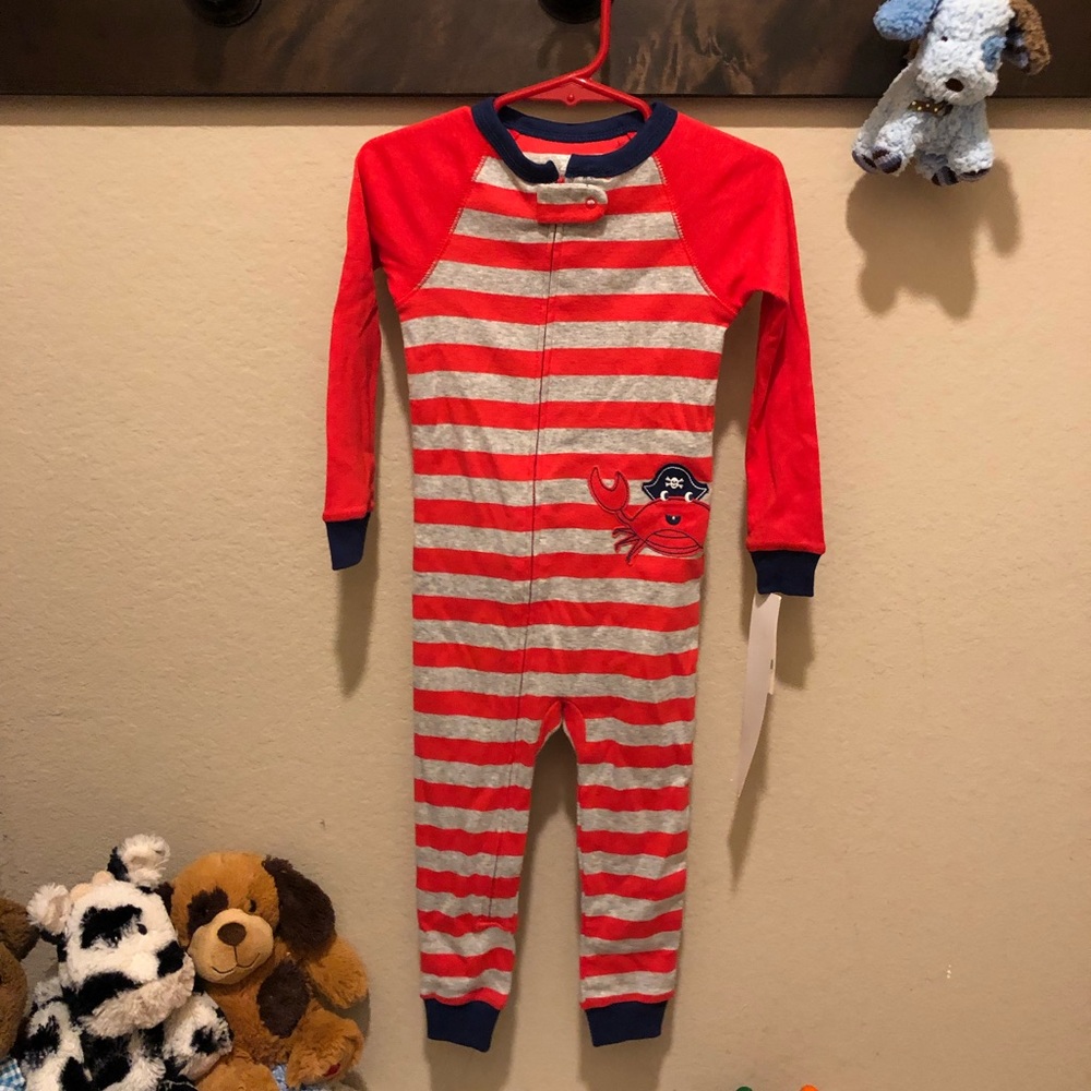 One-piece zip-up Pajamas